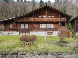 Chalet Chalet Pierre Fleur by Interhome, kuća za odmor ili apartman u gradu 'Gryon'