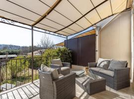 Holiday Home La Campagne des Ocres by Interhome, Hotel in Rustrel