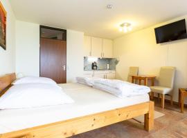 Ferienwohnpark Immenstaad am Bodensee Ein-Zimmer-Apartment 55 32, hotel di Immenstaad am Bodensee
