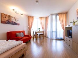 Ferienwohnpark Immenstaad am Bodensee Ein-Zimmer-Apartment 49 41, hotel in Immenstaad am Bodensee