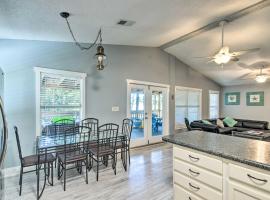 Pensacola Home - 2 Blocks From Boat Launch!, hotel with parking in Pensacola