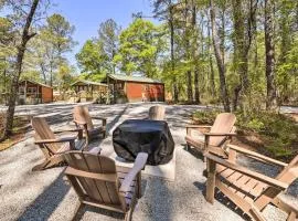 Family-Friendly Cabin about 5 Mi to Dtwn New Bern