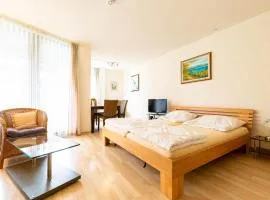 Ferienwohnpark Immenstaad am Bodensee Ein-Zimmer-Apartment 55 18