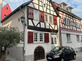 Ferienwohnung Obergasse: Zwingenberg şehrinde bir ucuz otel