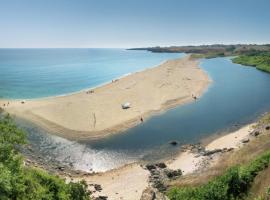 Kъща за гости Прохлада 3 и 4 етаж, hotel v destinaci Sinemorets