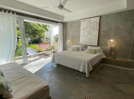 Hotel Boutique Casa Rosal&iacute;a, hotel con estacionamiento en Valledupar