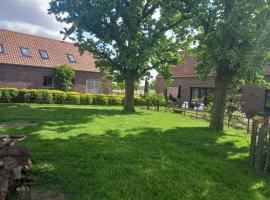 Het Meikenshof, bed & breakfast σε Dentergem