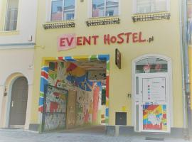 Event Hostel - Opole – hotel w mieście Opole