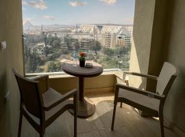 Grand Museum Guest House, Full Pyramids View & Roof Access, hotel con parking en El Cairo