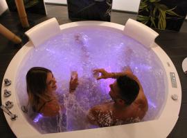 HOME 3 Luxury Suite, hotel in Bisceglie