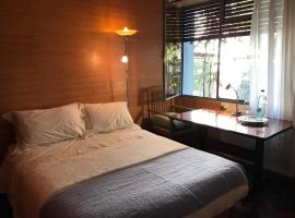 Pocitos Private Room, homestay in Montevideo