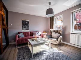 Inviting apartment in Stapelburg with terrace، فندق مع موقف سيارات في Stapelburg