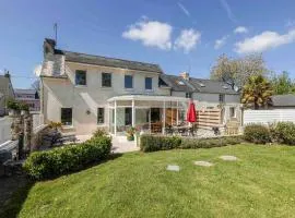 Montaigu Garden Getaway Home