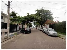 Guarujá, apartamento a 100 metros da praia da enseada.