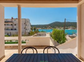 Holiday House Marin Vinisce, hotel en Vinišće