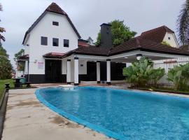 A'Famosa Private Pool Villa, hotel in Kampong Alor Gajah