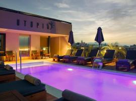 Utopia Luxury Suites, hotell sihtkohas Platanes