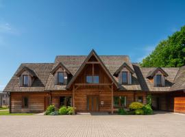 Cedrový penzion, golf hotel in Dobříkov