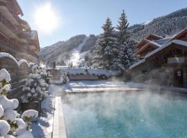 Hotel Eterlou, hotel near Cherferie Ski Lift, Méribel