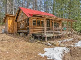 Twilight Pond Cabin, hotel din North Creek