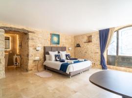 Chambre d'hôte avec SPA privatif domaine les nuits envôutées - Gard, panzió Vézénobres városában