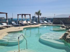 Ocean Spa Plaza Resort Apartment: Cebelitarık şehrinde bir tatil köyü