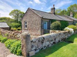 Cosy tranquil fully equipped & beautiful garden, cottage in Chathill