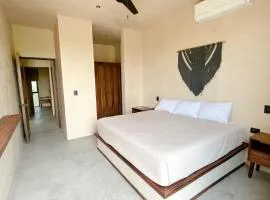 La Veleta luxury condos