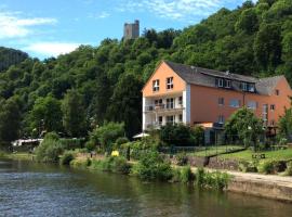 Pension & Seminarhaus "Haus am Fluss", hótel í Laurenburg