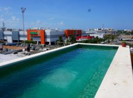 Hotel Eleven by BFH, hotel in Playa del Carmen