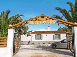 Villa Anagennisis, hotel with parking in Glossa