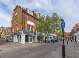 Stansted Airport & Bishops Stortford Town Apartment