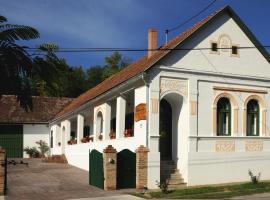 Flórián Vendégház, country house in Villánykövesd