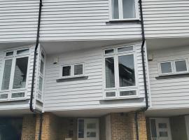 Tara's View, Whitstable, holiday home in Kent