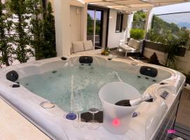 GT HOUSE FONTANA LIMITE, hotel with jacuzzis in Vietri