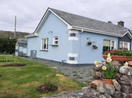 Clifden Wildflower Cottage - Clifden Countryside Lettings, luxury hotel in Clifden