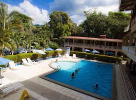 House of the Macaws, hotel din Tárcoles