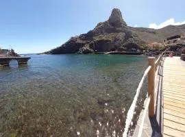 Casa MarySol Tamaduste 12m from the Sea, Terrace & BBQ