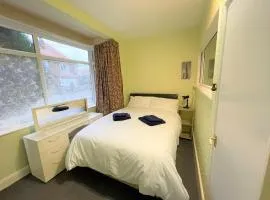 1 Bedroom Ground Floor Holiday Apartment Skegness - Flat 11