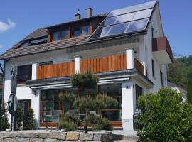 Haus Säntisblick, hotel con parcheggio a Sipplingen