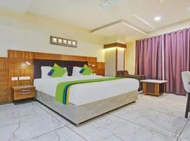 Hotel Mandovin Near Railway Station