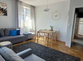 Apartament Abrahama, hotell Władysławowos huviväärsuse Władysławowo Fishing Port lähedal