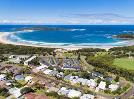 Seaside Holiday Resort, hotel in Fingal Bay