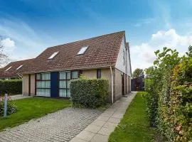 Holiday Home in Zeeland with Garden