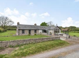 Hen Hafod, hotel s parkiriščem v mestu Llangefni