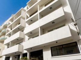 Block, hôtel à Xlendi