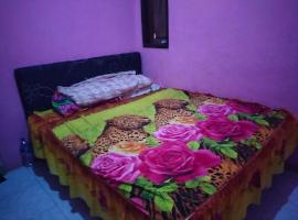 Kawah Ijen Guest House, hotel with parking in Tamansuruh