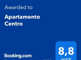 Apartamento Centro, מלון עם בריכה בוייליאה