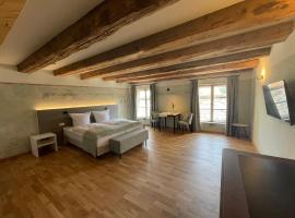 Boutique Hotel Hardthaus, accommodation in Kraiburg am Inn