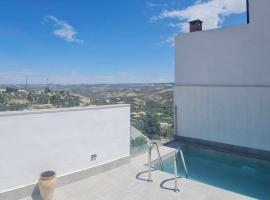 Casa rural zumbajarros, hotel in La Guardia de Jaén